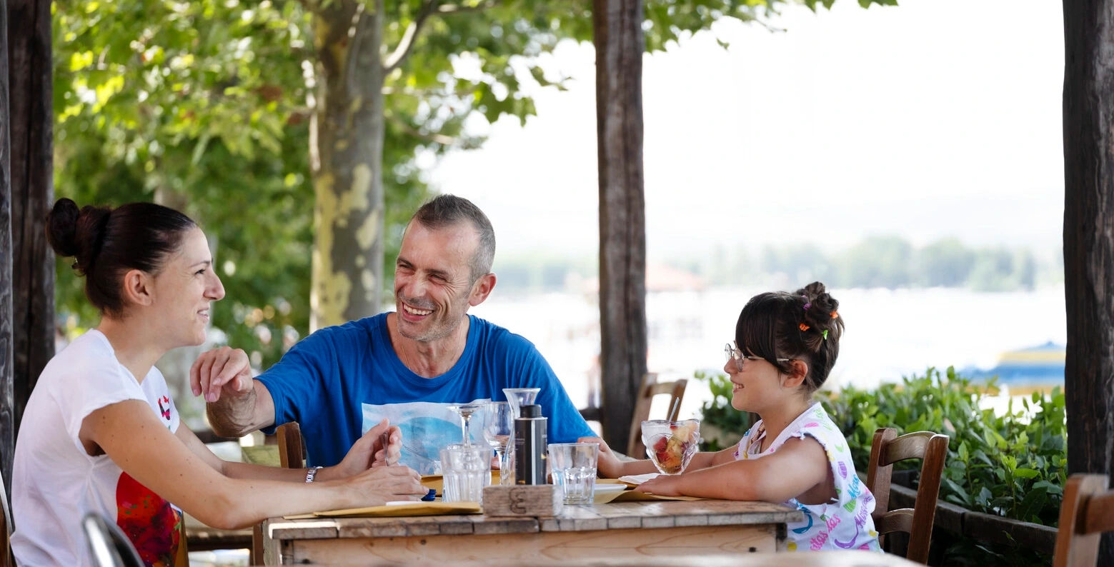 Image d'André et de sa famille. Lisez les témoignages d'autres personnes atteintes de SEP.